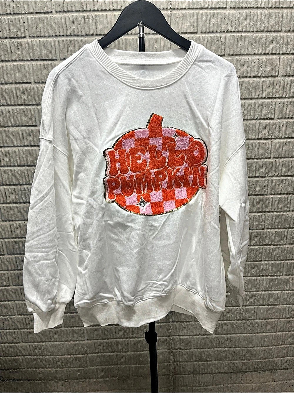 Pumpkin Graphic Sweatshirt Size Medium